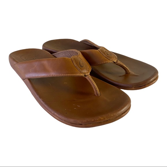 Olukai Mens Auinala Leather Flip Flop 